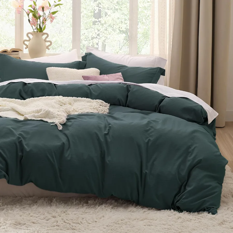 Bedsure Prewashed Duvet Cover Queen, Cotton-Like Bedding Set, Forest Green | Ultra Soft, Relaxed Texture, Breathable Comfort, Hidden Zipper, 8 Corner Ties, Easy Care, OEKO-TEX Certified, Year-Round Use