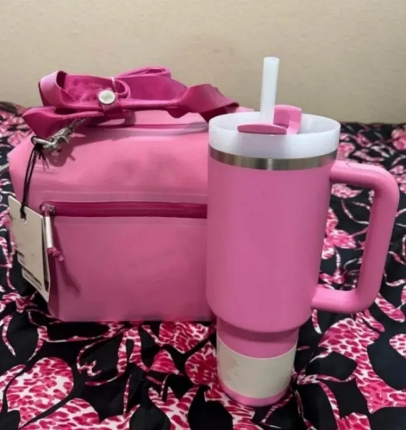 Luxury Designer Decor US Warehouse 40Oz Tumblers Cups Lunch All Day Julienne cologne Mini Cooler Bag Boxes With Bow Cap perfume Limited Mug Gift Wicked Green Wa