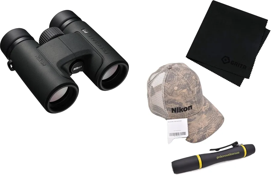Nikon PROSTAFF P7 10x30mm Binoculars, Topo Hat, Lens Pen & Gritr Microfibre Kit - High-Magnification Wide FOV Waterproof Fogproof Binocular with Multilayer-Coated Clear Lens